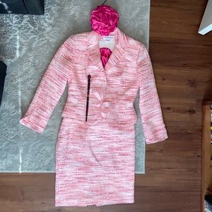 Harry Potter - Professor Dolores Umbridge costume. Includes wand.